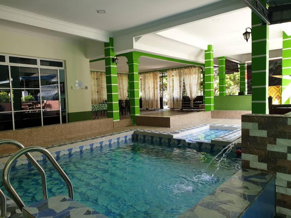 Inapdesa Teratak Bonda, Sepri Rembau Villa Exterior photo